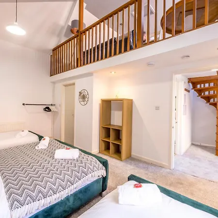 Modern Admiralty Terrace With Free Parking By Prescott * Bristol