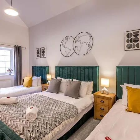 Holiday home Modern Admiralty Terrace With Free Parking By Prescott Bristol