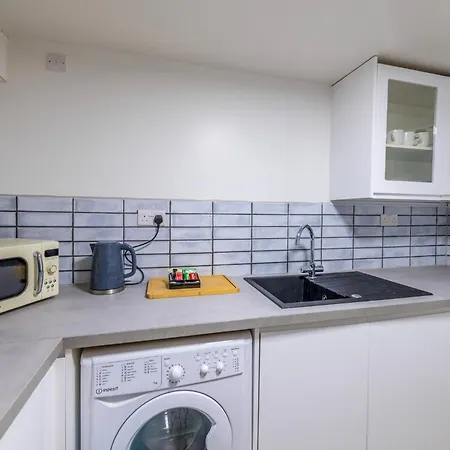 Newly Renovated Admiralty Terrace With Free Parking By Prescott Μπρίστολ