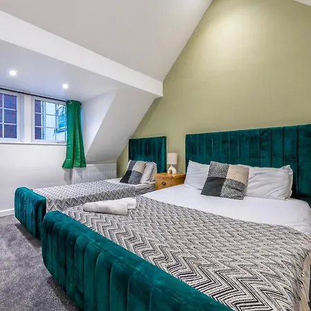 Newly Renovated Admiralty Terrace With Free Parking By Prescott * Bristol